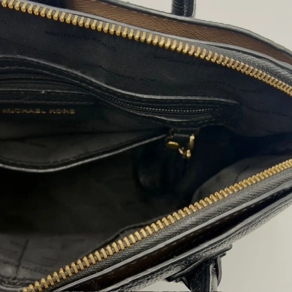 Michael Kors Mercer Black Pebbled‎ Leather Dome Satchel Crossbody Bag Gold Chain - Picture 8 of 11